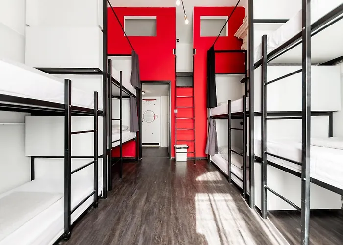 אכסניה Adagio Basilica