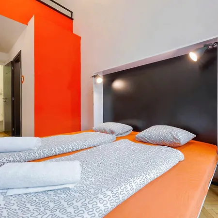 Adagio Basilica אכסניה *