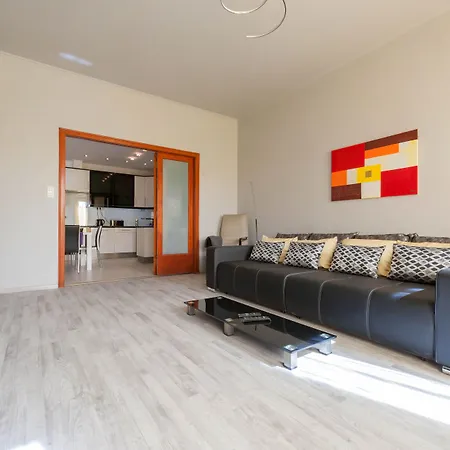 אכסניה Adagio Basilica