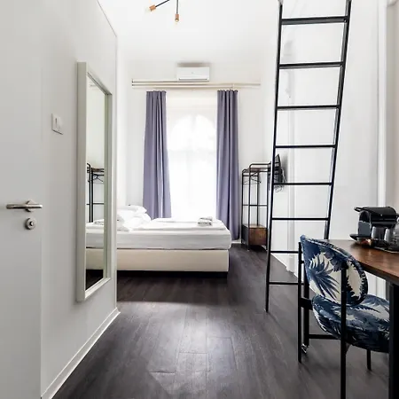 Adagio 2.0 Basilica Hostel *