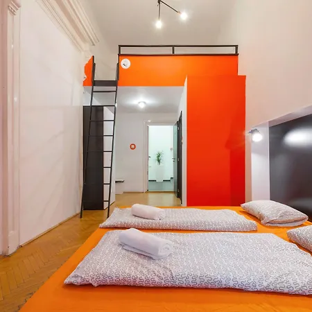 Hostel Adagio 2.0 Basilica *