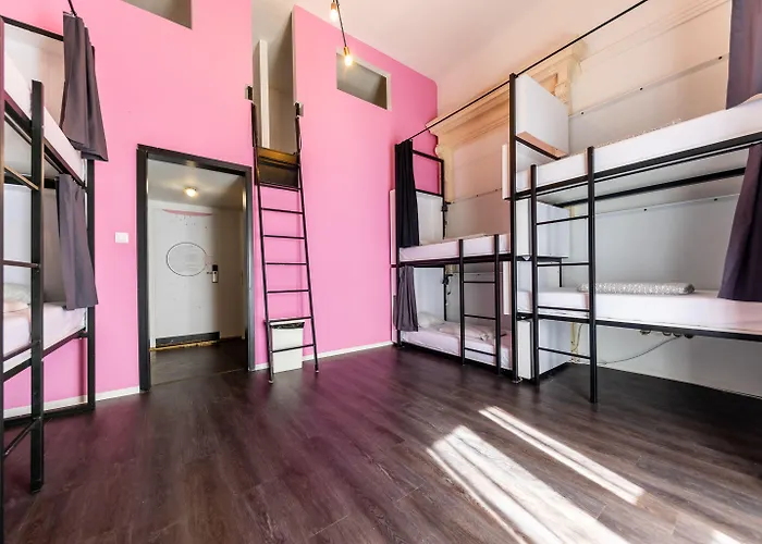 Adagio 2.0 Basilica Hostel